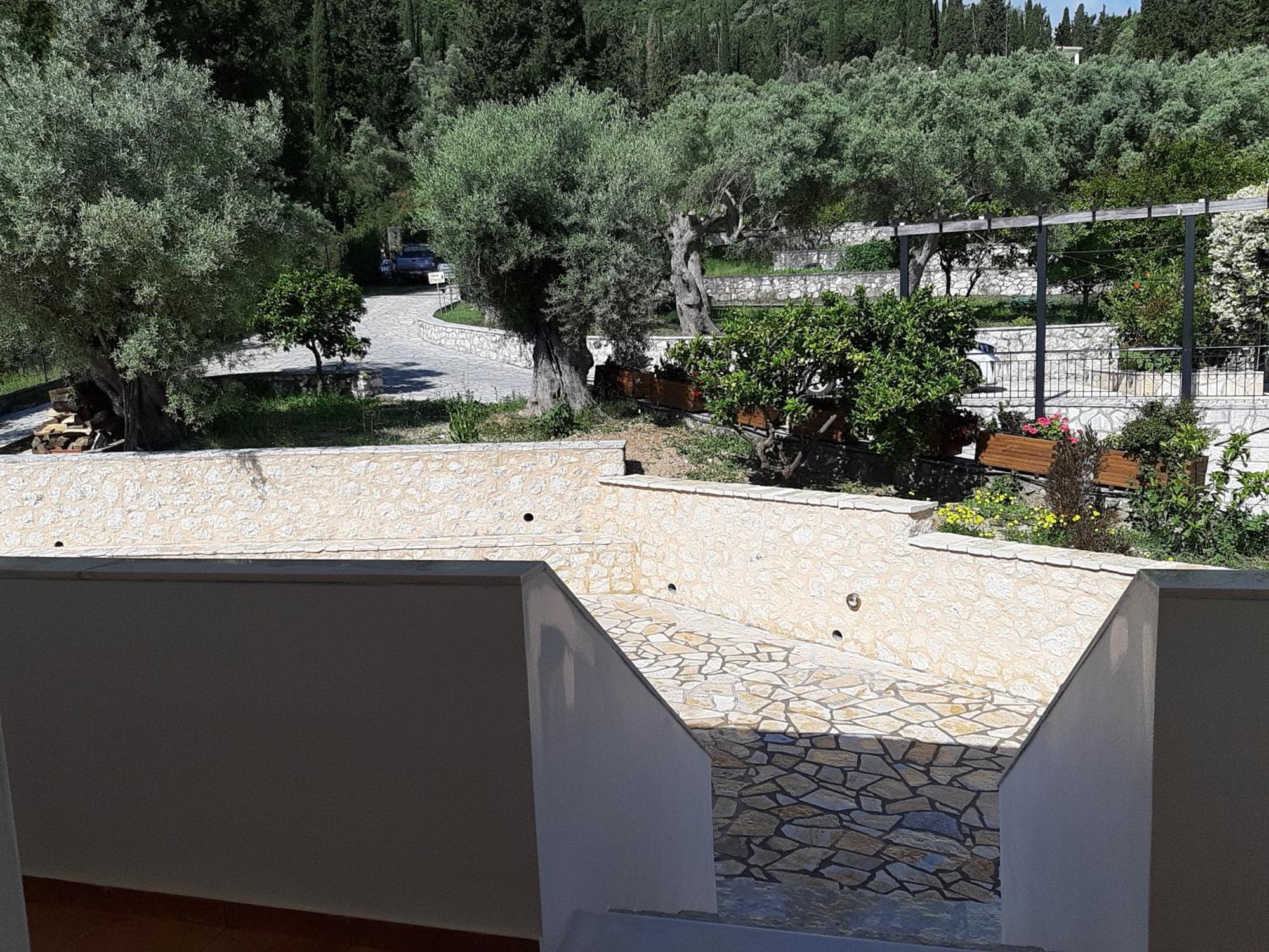 Villa Korakias Seaview à Yénion Extérieur photo