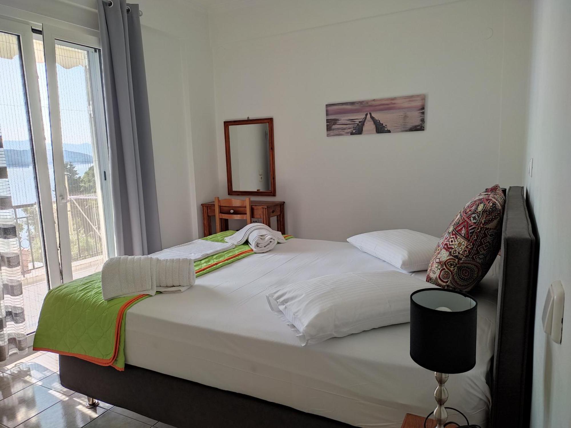 Villa Korakias Seaview à Yénion Extérieur photo