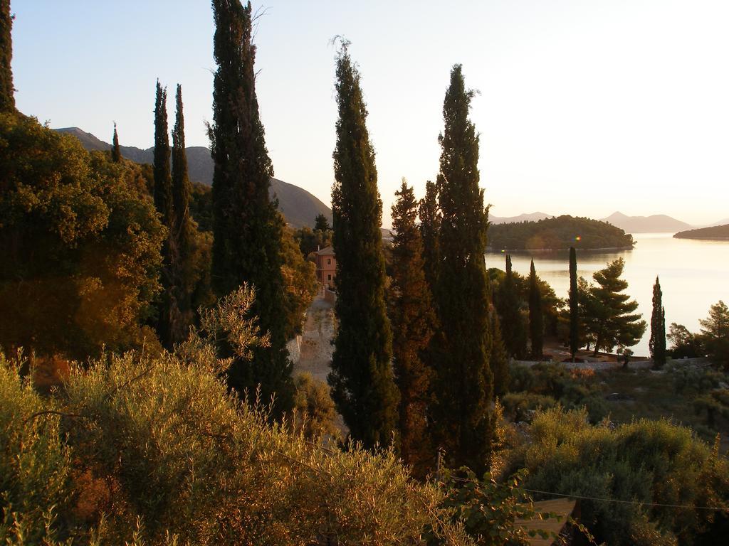 Villa Korakias Seaview à Yénion Extérieur photo